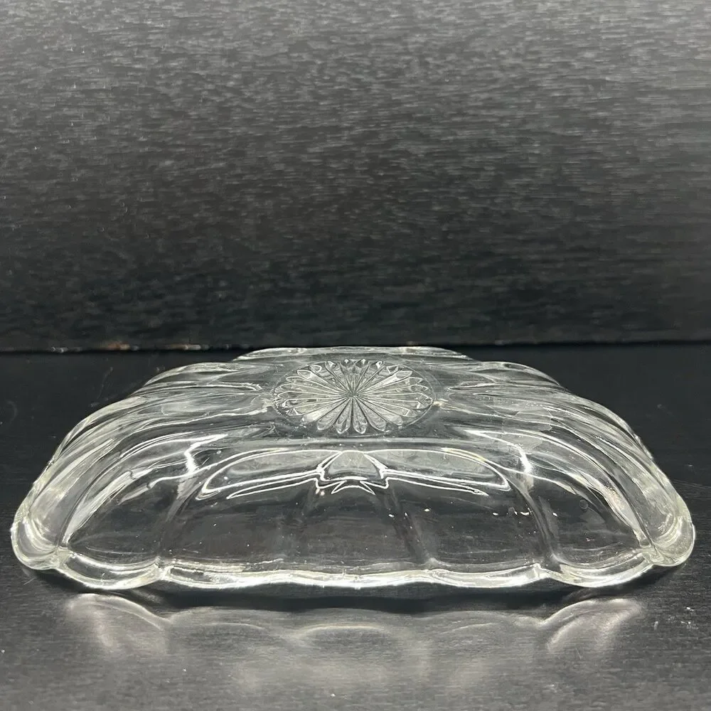 Anchor Hocking Banana Split Sundae/Butter (Boat) Serving Dish Scalloped Rim 8”